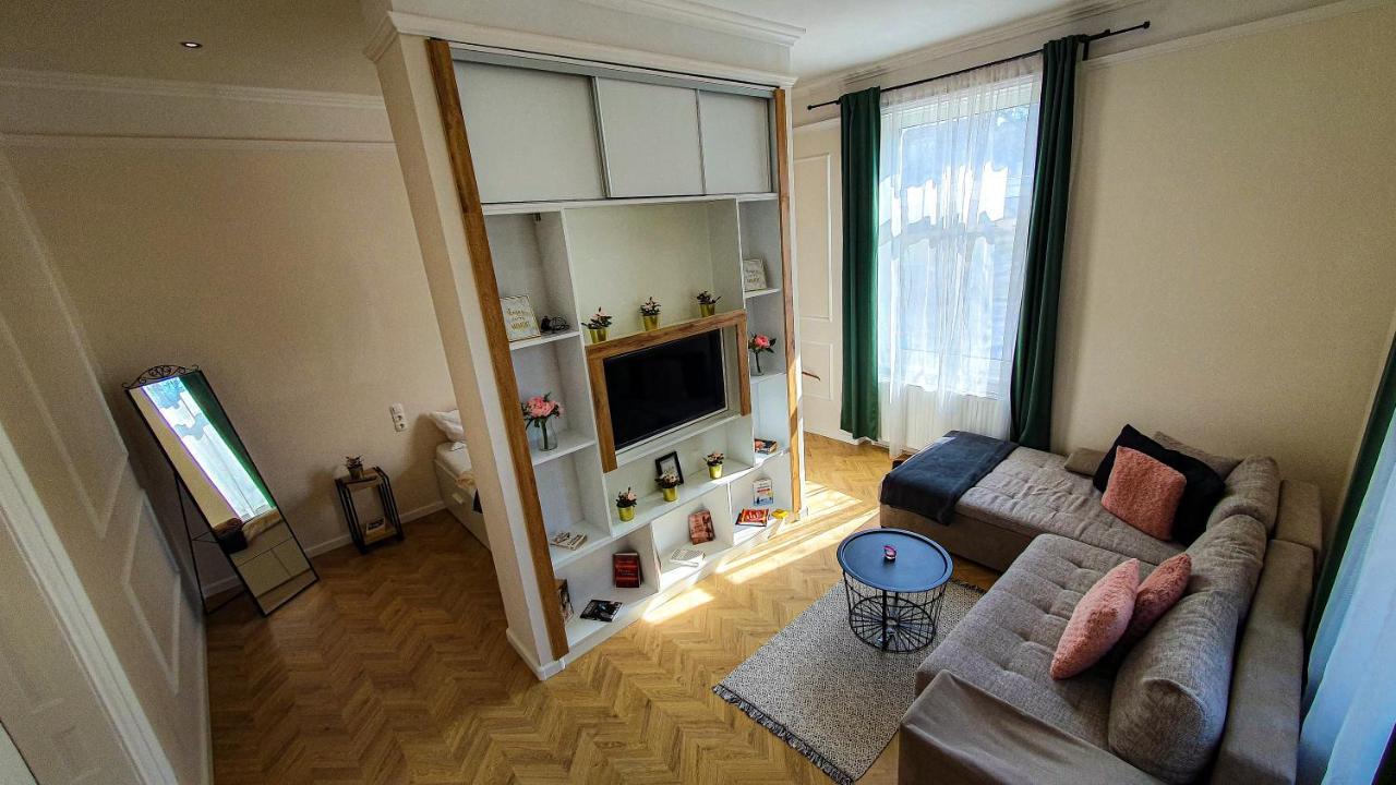 Apartament Smaragd Apartman Győr Zewnętrze zdjęcie