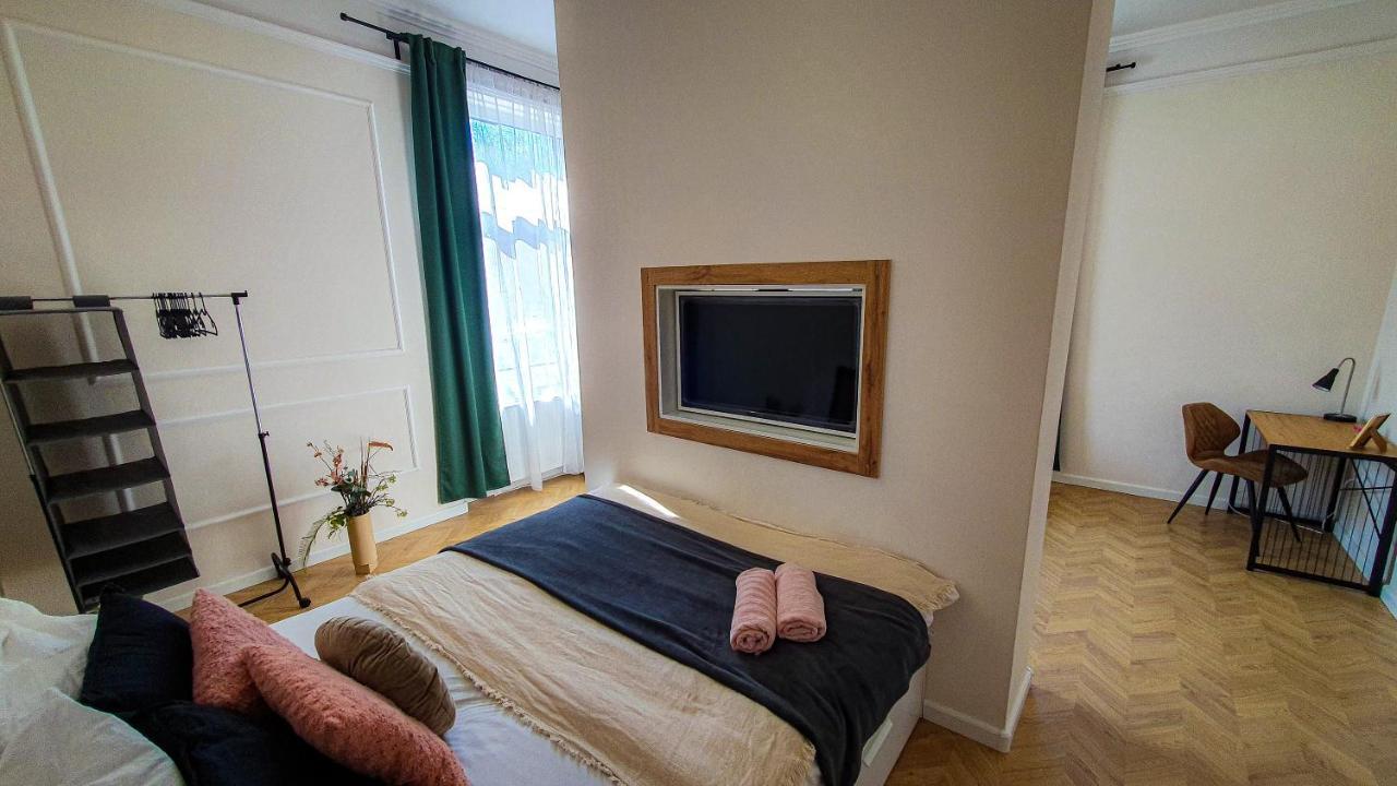 Apartament Smaragd Apartman Győr Zewnętrze zdjęcie