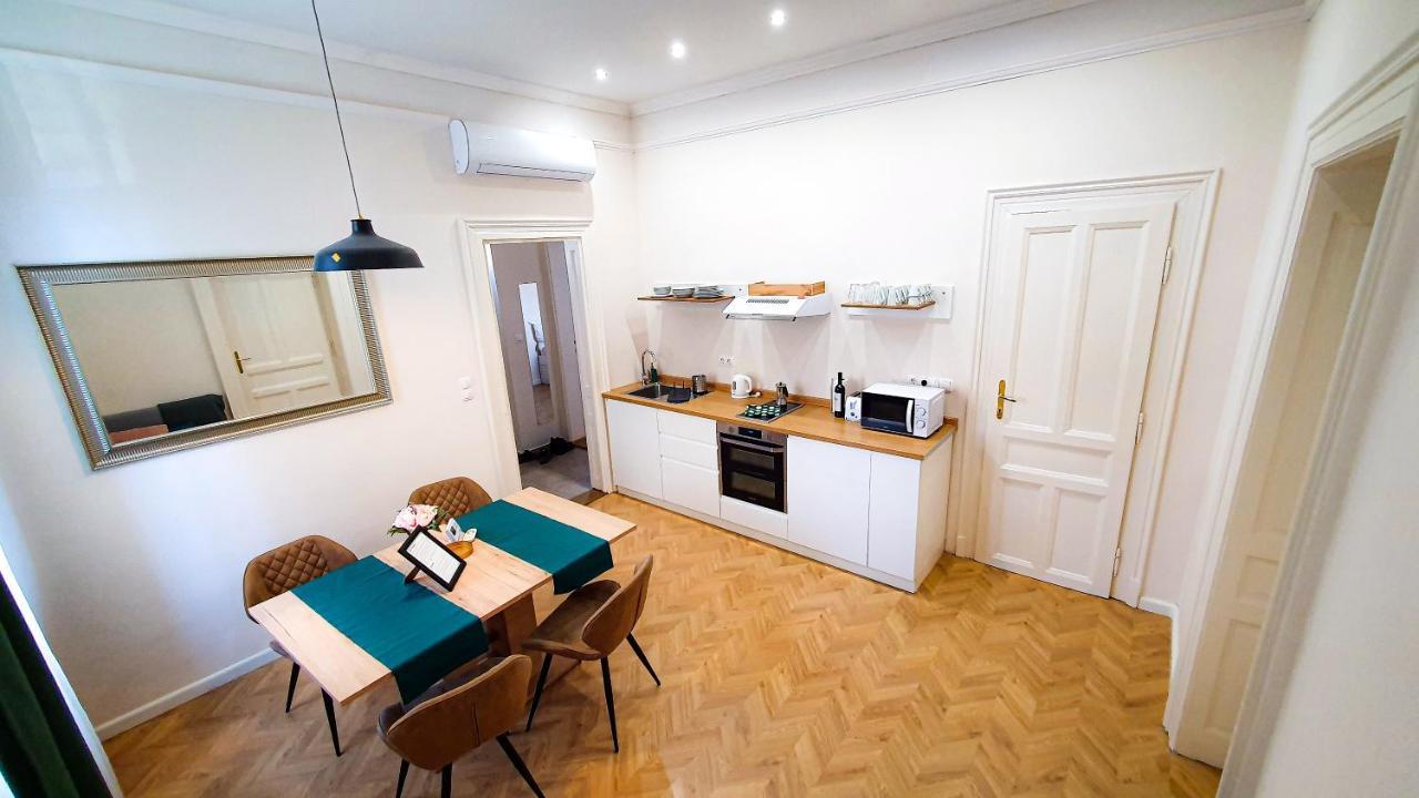 Apartament Smaragd Apartman Győr Zewnętrze zdjęcie